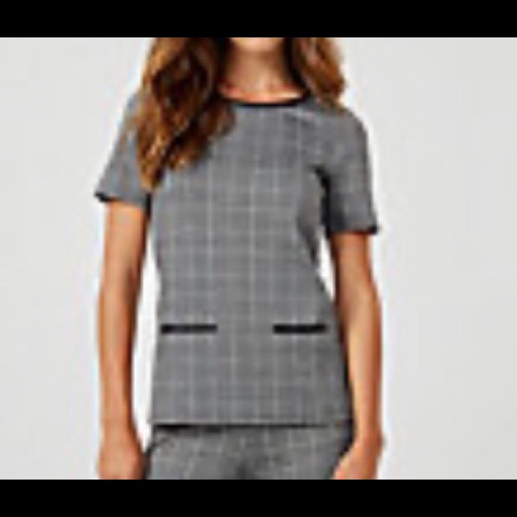 New! Le Chateau Check Print Jacquard Knit Top - Picture 5 of 6
